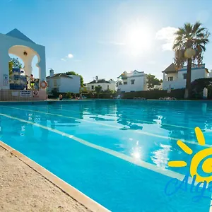 https://quinta-velha-by-algartur.hotelaalgarve.com
