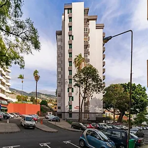 https://quinta-deo-i-by-travel-to-madeira.madeira-islandshotels.com
